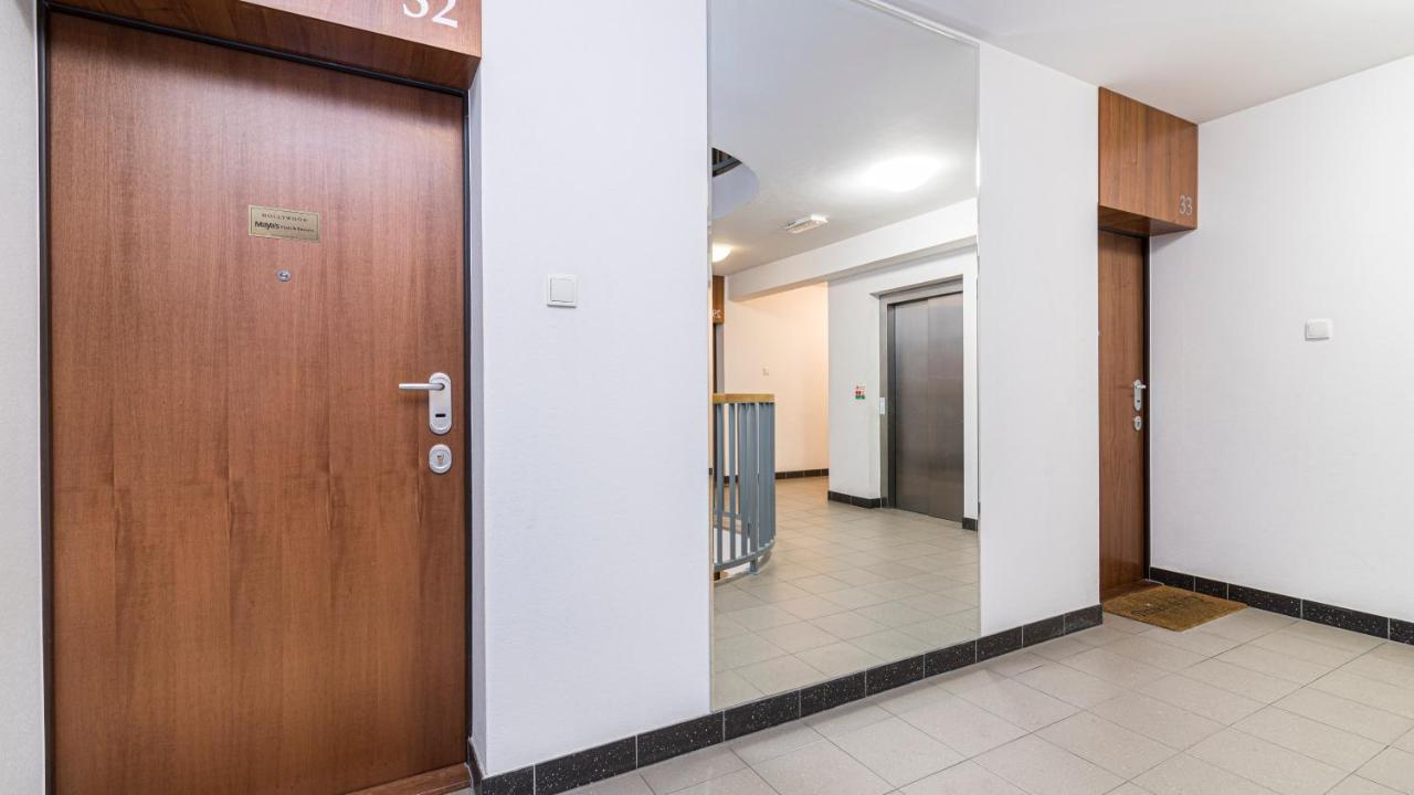 Maya'S Flats & Resorts 24 - Hollywood Gdańsk Eksteriør bilde